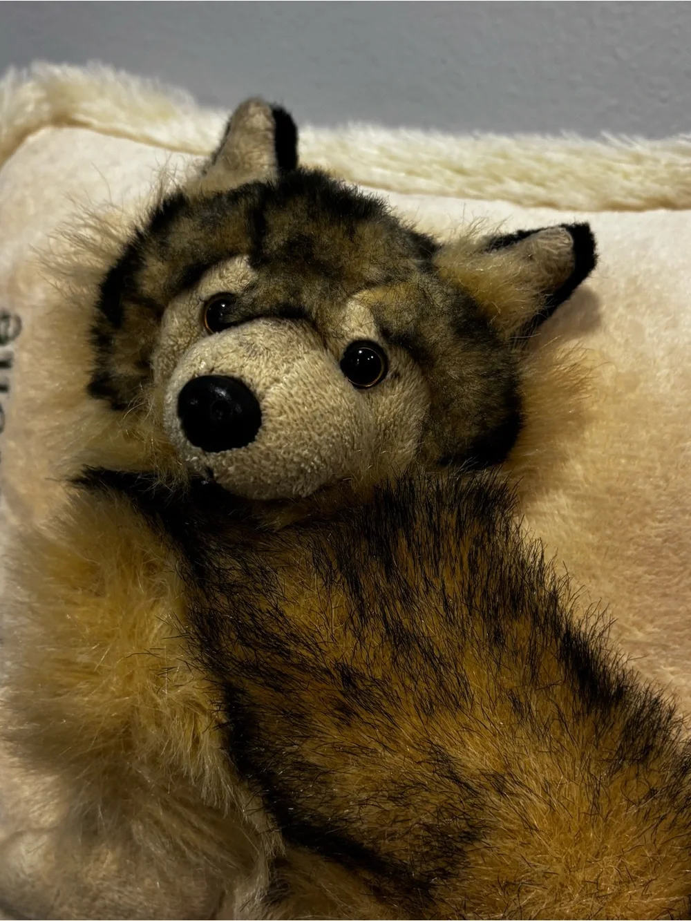 Jaag plush Yellowstone Faux Fur Wolf Accent throw Pillow 3d stuffed animal